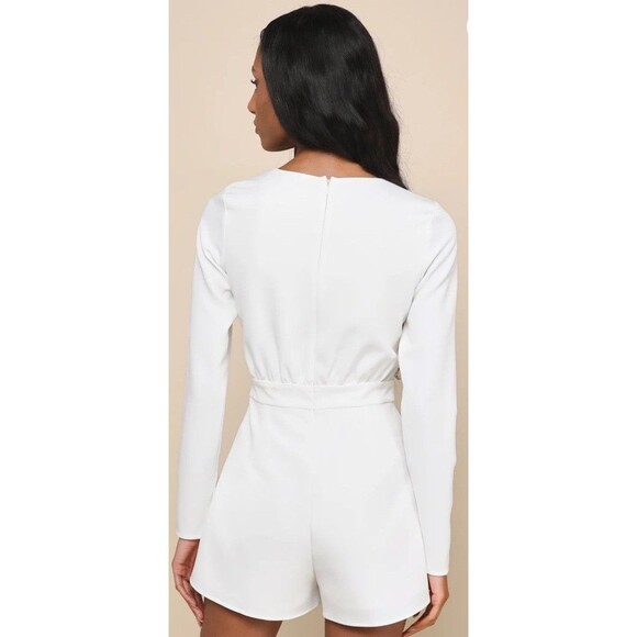 Lulu’s Long Sleeve White Faux-Wrap Belted Skort Romper Size XL NEW Bridal Shower - Picture 2 of 8